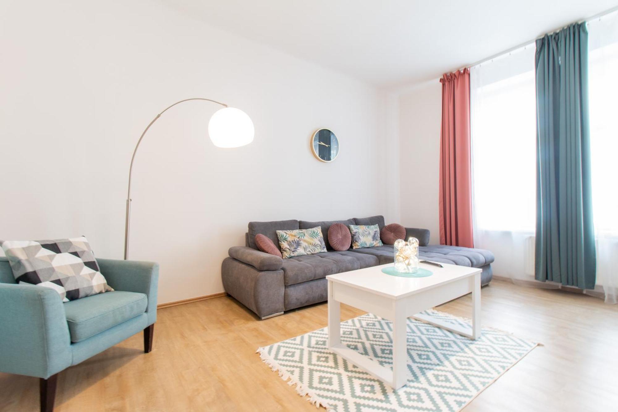 Riverside Central ApartMeet Praga Exterior foto